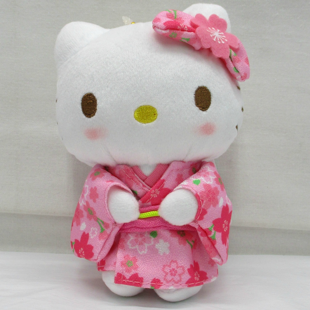 サンリオキャラクターズ ハローキティ 桜着物 マスコット