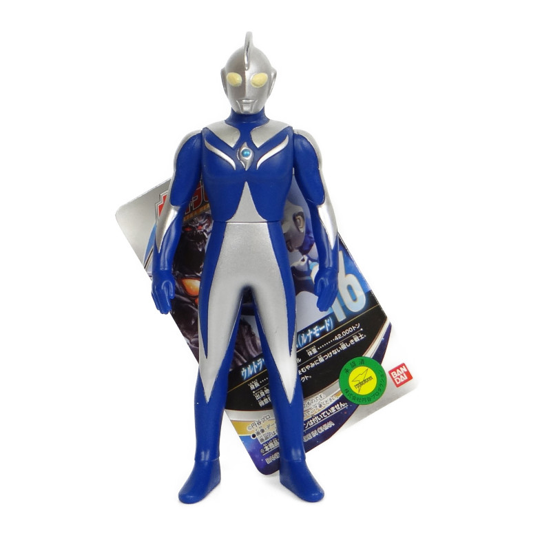 Bandai Ultra Hero Series 16 Ultraman Cosmos Luna Mode