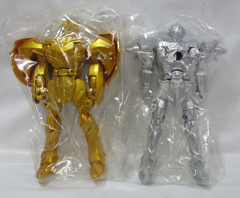 バンダイ 魔法戦隊マジレンジャー ゴールドマジフェニックス&シルバーウルザード 当選品