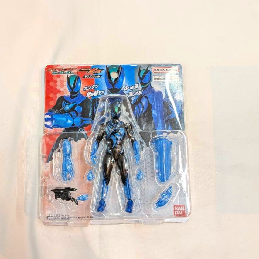 バンダイ 仮面ライダーアクションフィギュア カプセムチェンジコレクション 仮面ライダーゼッツ テクノロムセット