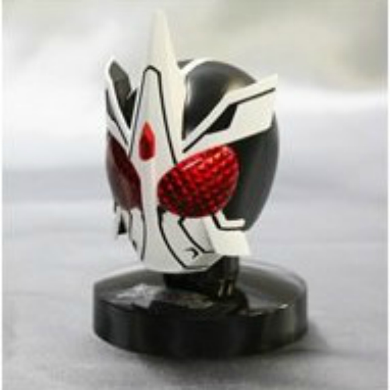 マスクコレクション Vol.11 仮面ライダーオーズ(サゴーゾコンボ)発光台座