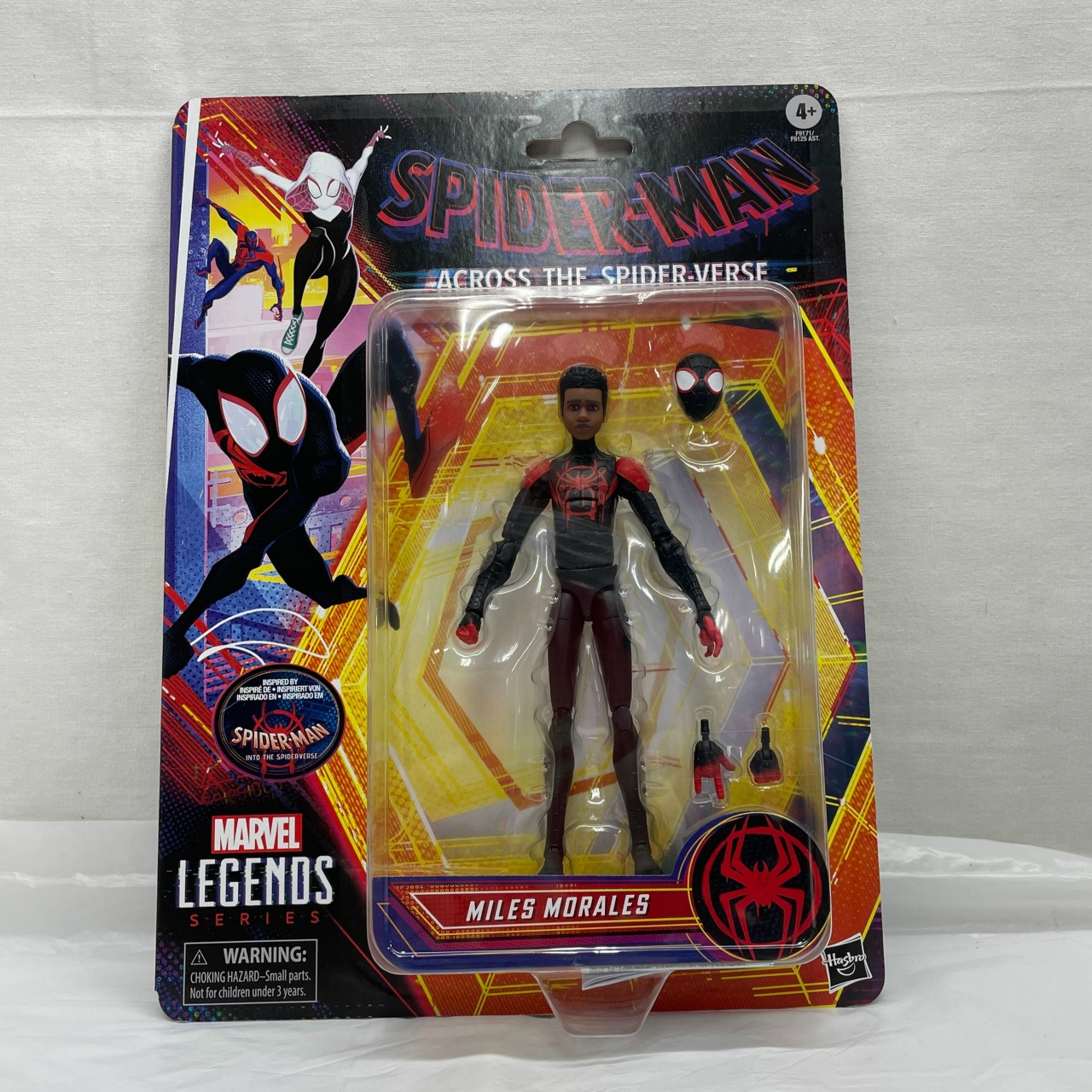 ハズブロ マーベルレジェンド [スパイダーマン:アクロス・ザ・スパイダーバース] マイルス・モラレス/スパイダーマン(オリジナル・スーツ)