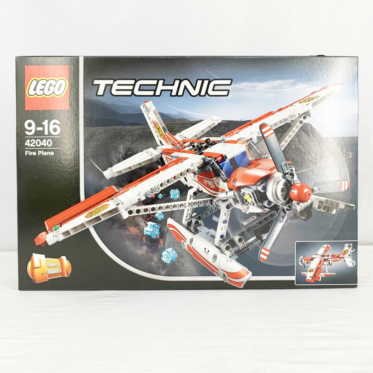 LEGO テクニック ファイヤープレーン #42040