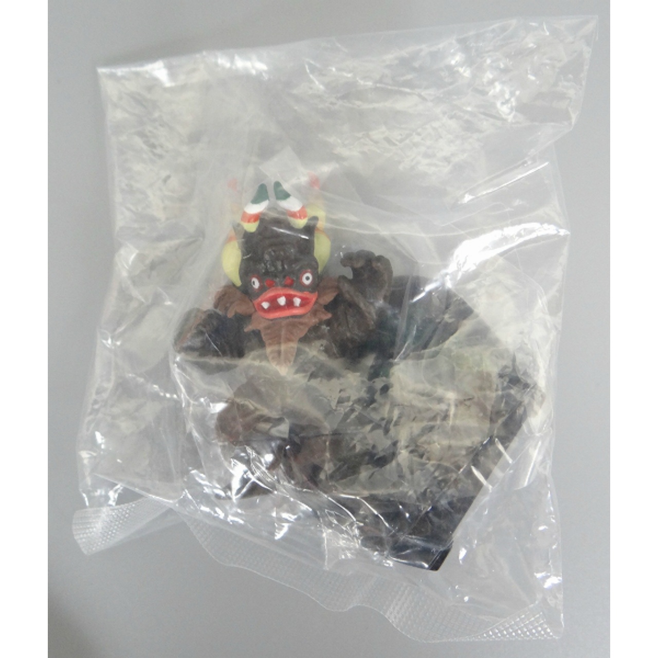 Bandai Ultra Monster Directory Ultra Seven Biggest Invasion - Miclas