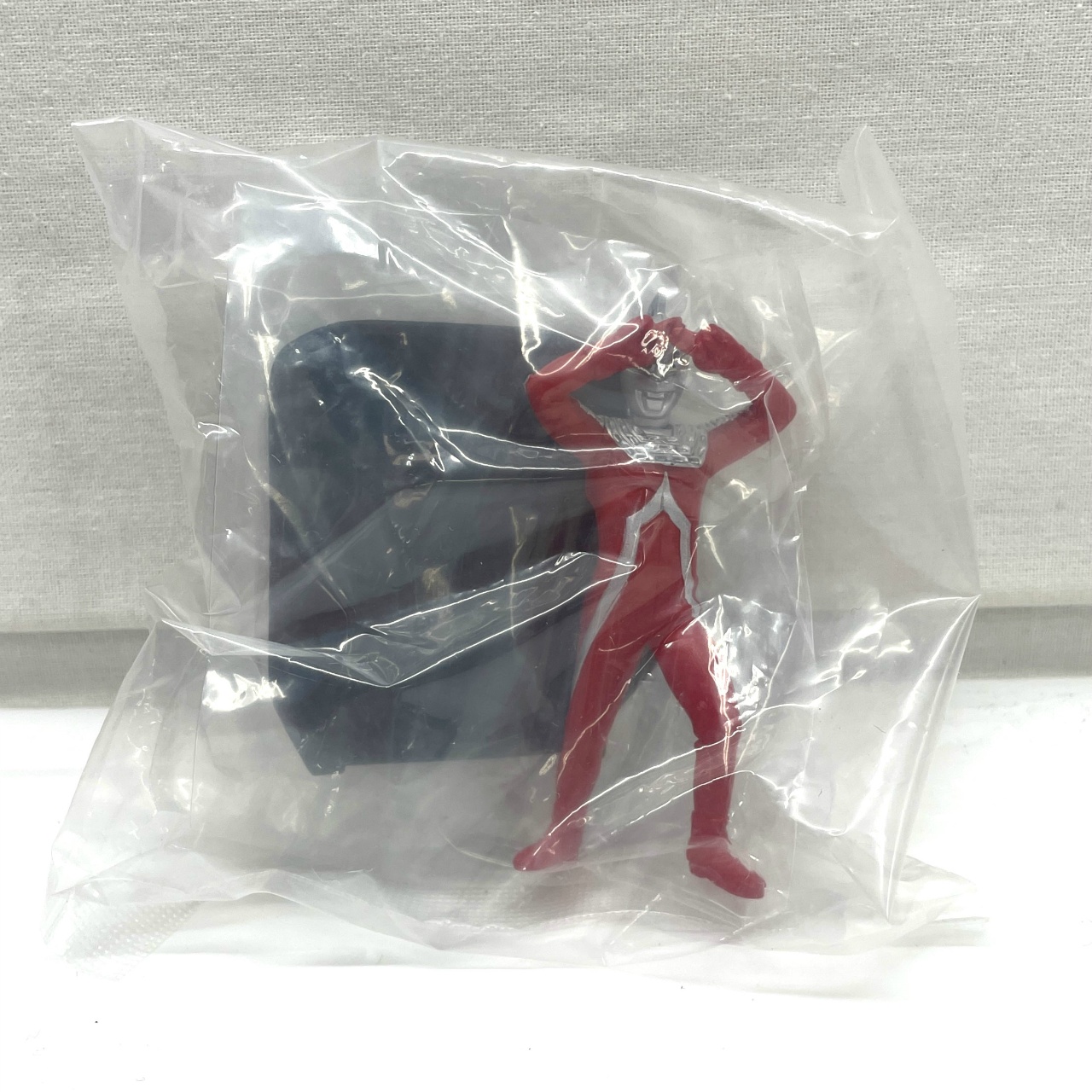 ウルトラ怪獣名鑑 ウルトラセブン編2 1.ウルトラセブン(エメリウム光線)