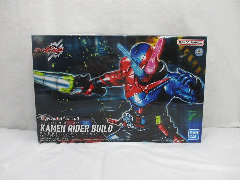 Figure-rise Standard(フィギュアライズスタンダード) 仮面ライダービルド ラビットタンクフォーム (バンダイスピリッツ版)