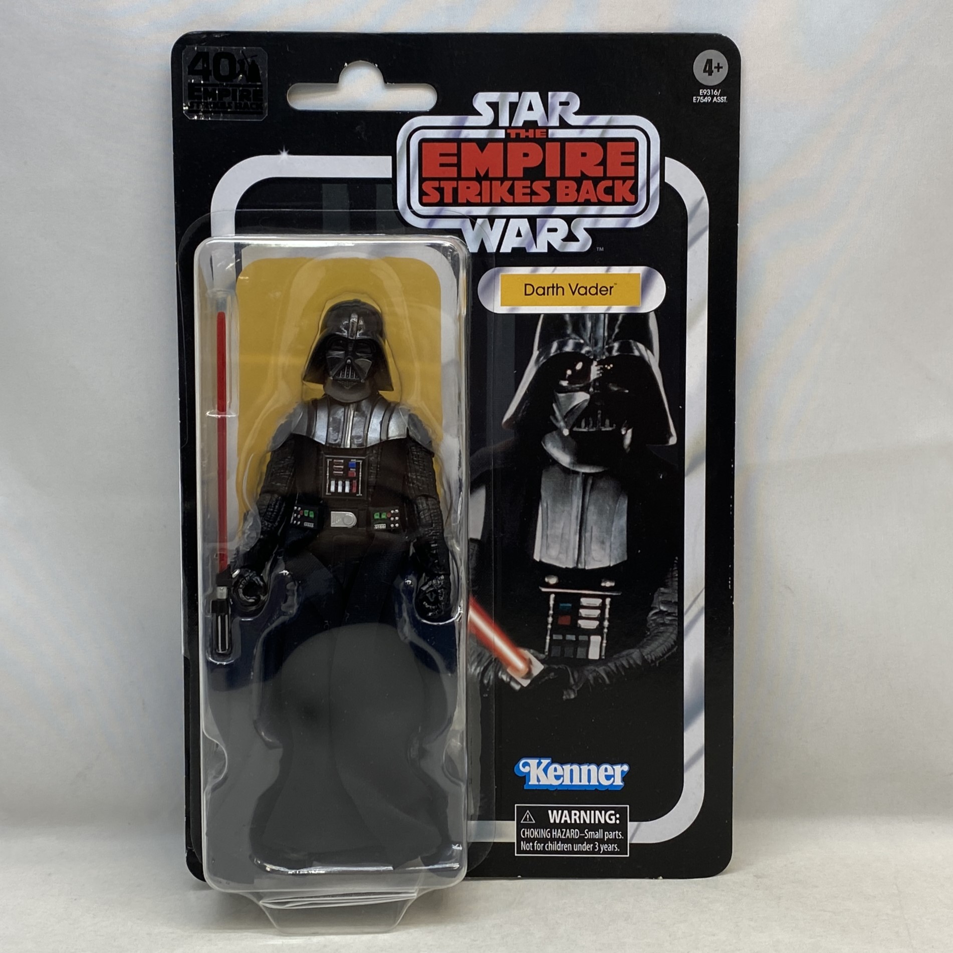 ハズブロ スター・ウォーズ ブラックシリーズ 40周年 ダース・ベイダー [スター・ウォーズ エピソード5/帝国の逆襲 ] 6インチアクションフィギュア