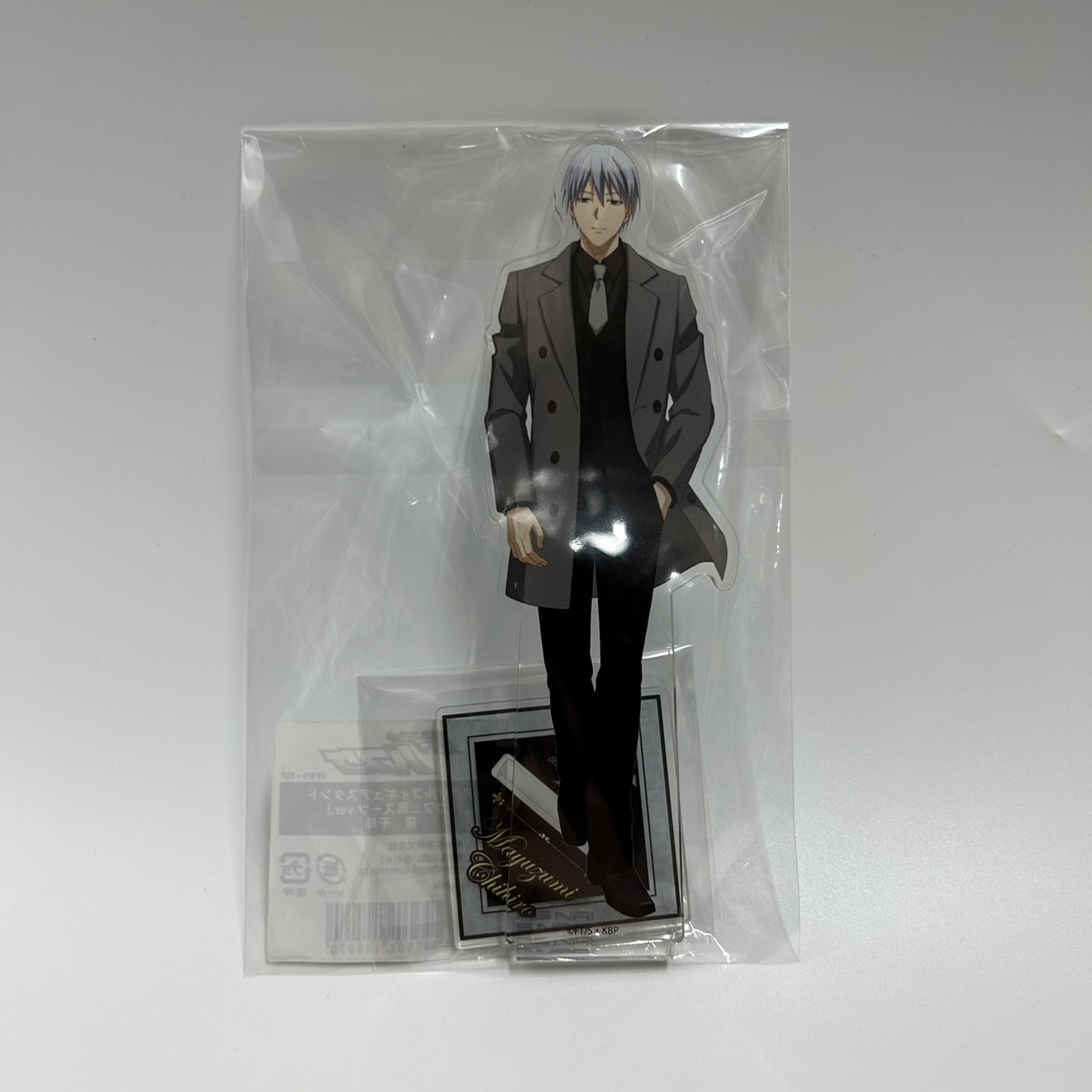 黒子のバスケ アクリルフィギュアスタンド (カフェ黒スーツver.) 千尋