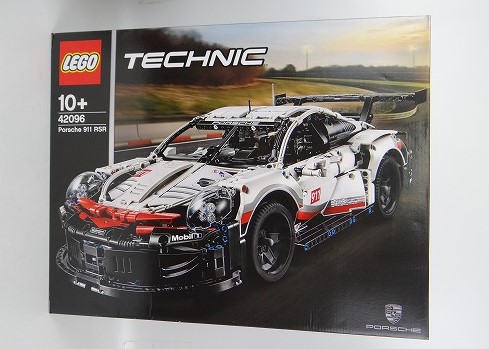 LEGO テクニック ポルシェ 911 RSR #42096