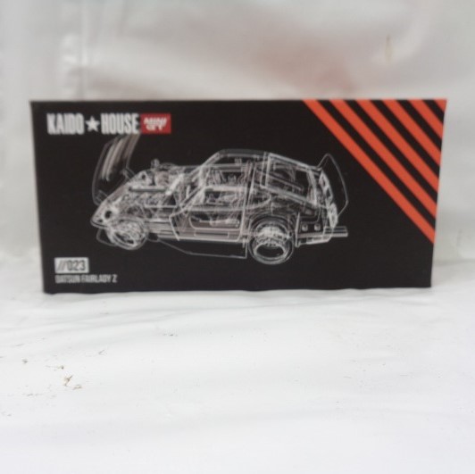 TSM 1/64 MINIGT ダットサン KAIDO フェアレディ Z ダークレッド (右ハンドル)
