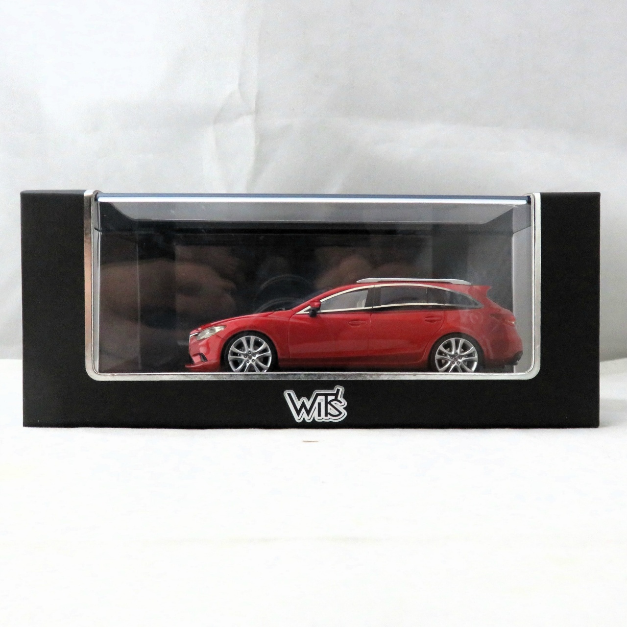 WIT’S 1/43 ATENZA Wagon 純正OP付 ソウルレッドプレミアムメタリック