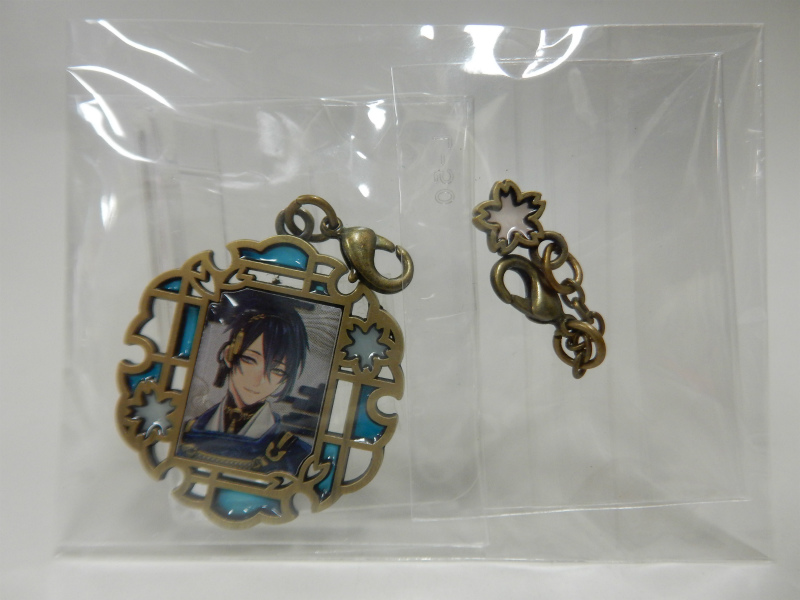 刀剣乱舞 香港 youme cafe 限定 メタルチャームコレクション 三日月宗近