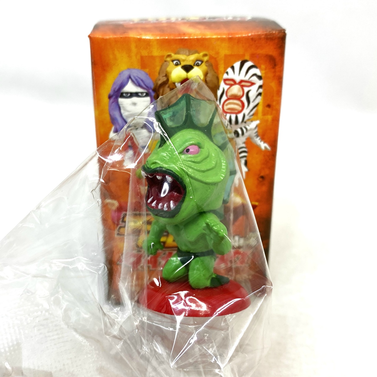 キャラクタープロダクト アニメヒーローズ ミニビッグヘッドフィギュア タイガーマスク ザ・ピラニアン