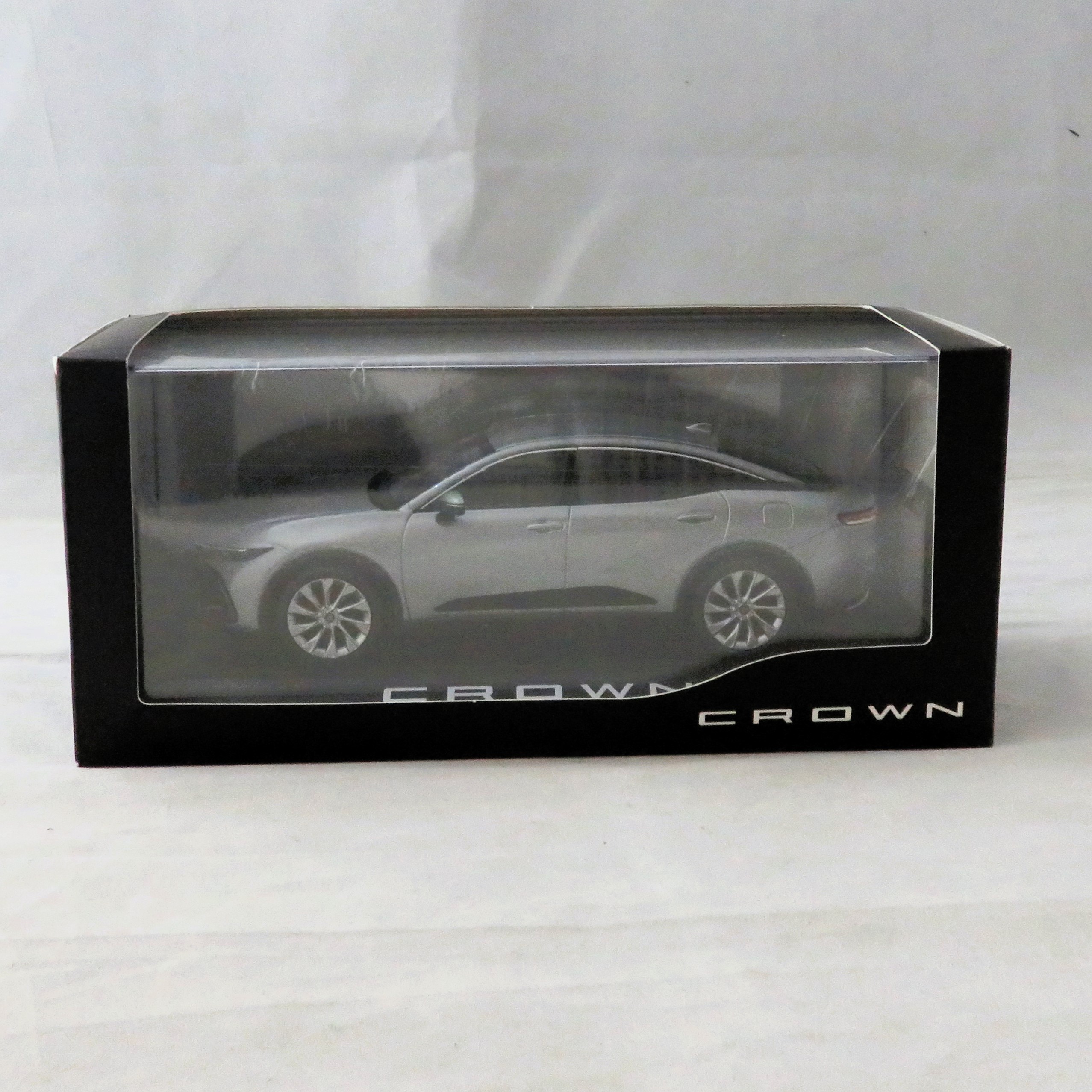トヨタ 1/30 クラウン ミニカー(1/30スケール ダイキャスト製) プレシャスメタル