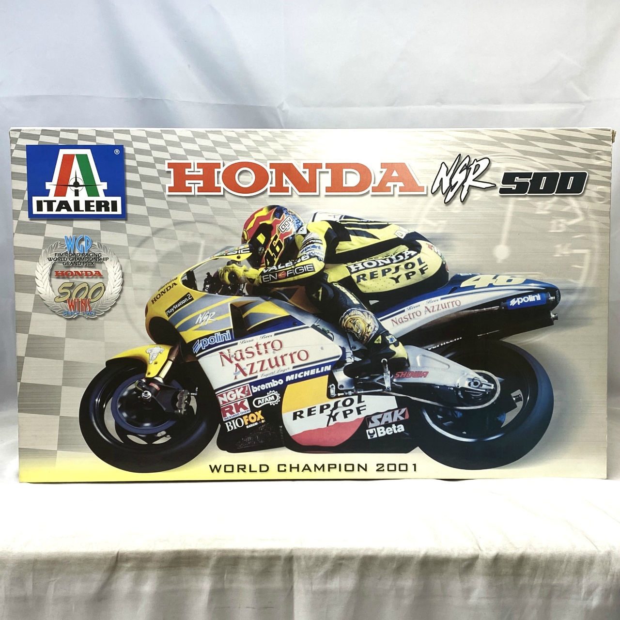 イタレリ 1/6 ホンダ NSR500 WORLD CHAMPION 2001 組立キット