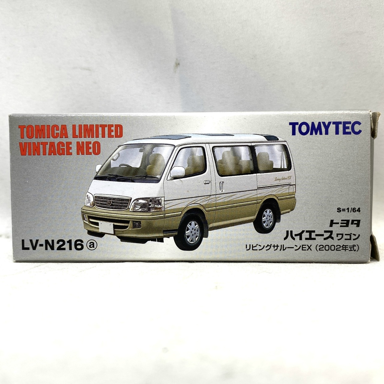 タカラトミー トミカリミテッドヴィンテージネオ LV-N216a ハイエースワゴン リビングサルーン EX (白/ベージュ)
