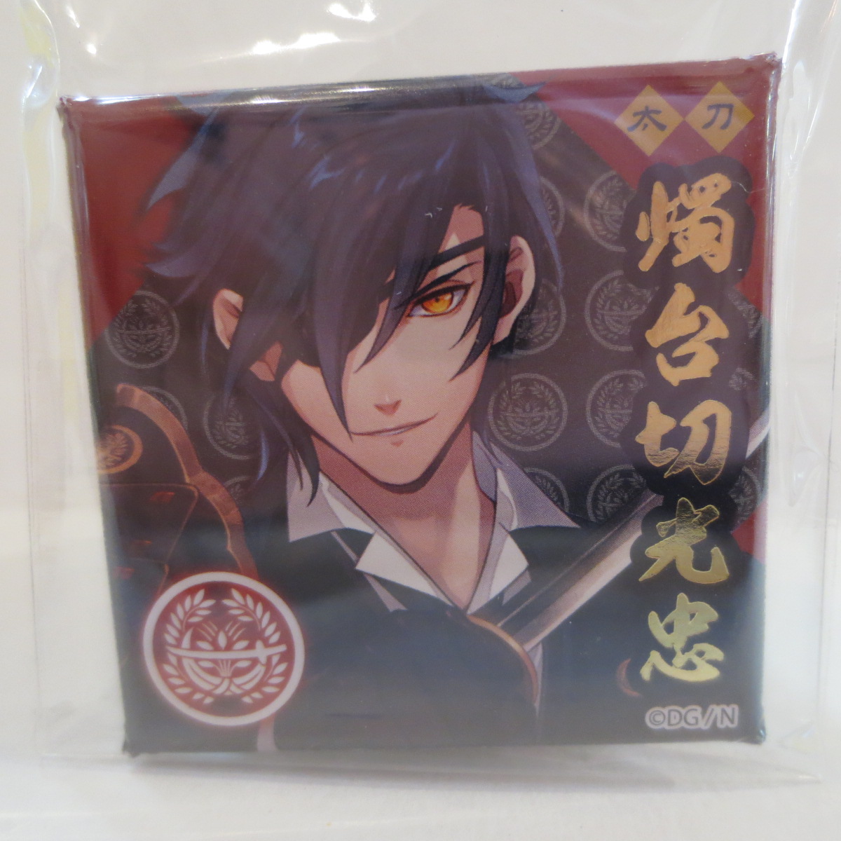 Toukenranbu Trading Badge Collection vol.1 - Mitsutada Shokudaikiri