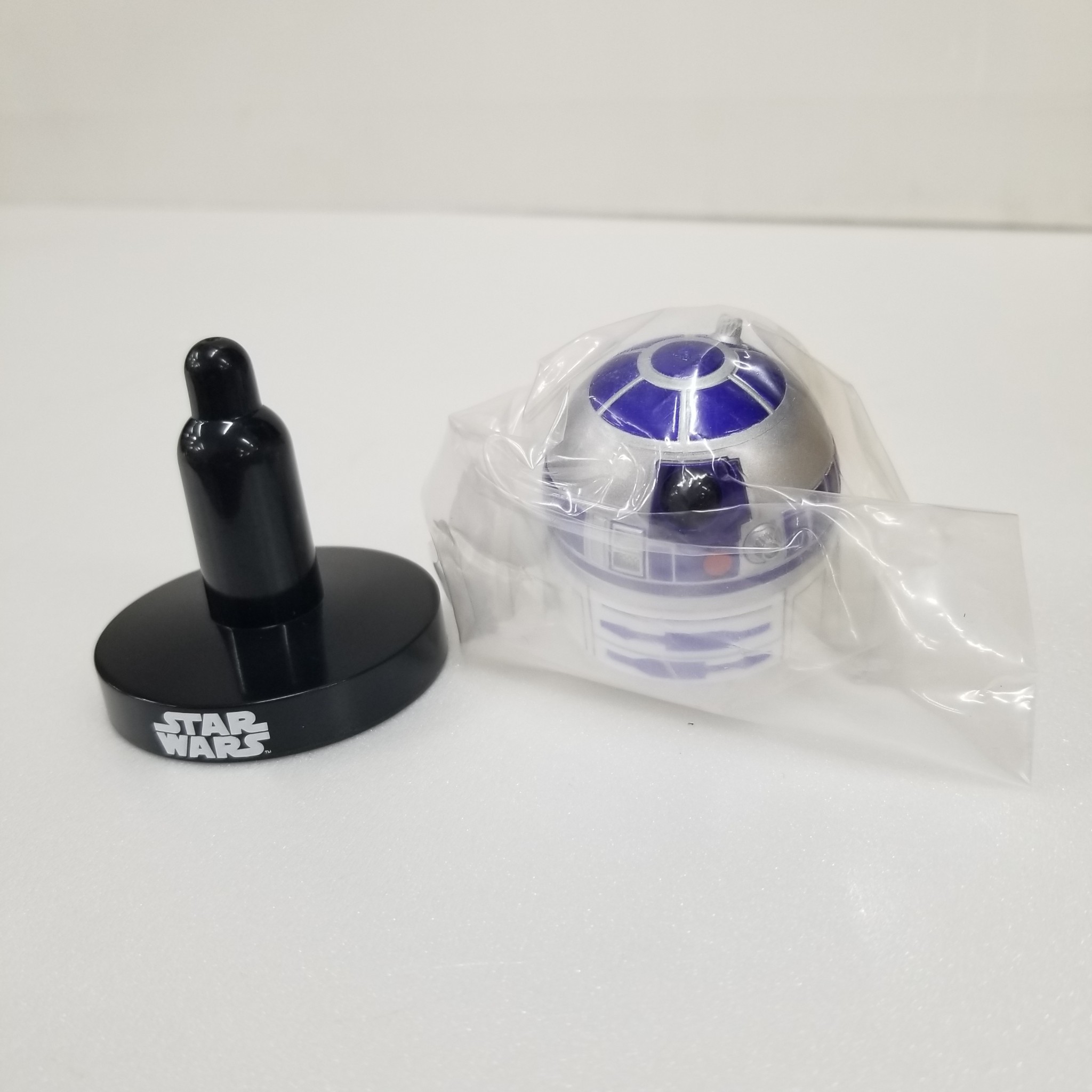 Bandai Star Wars Helmet Replica Collection - R2-D2