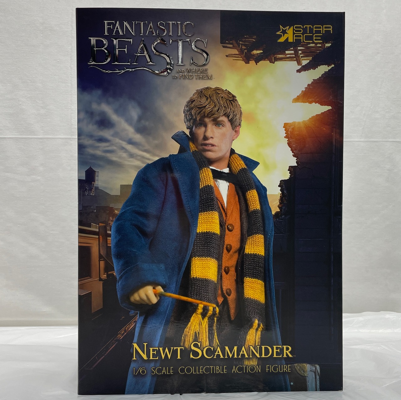 マイフェイバリットムービーシリーズ 1/6 コレクタブルアクションフィギュア ファンタスティック・ビーストと魔法使いの旅 ニュート・スキャマンダー