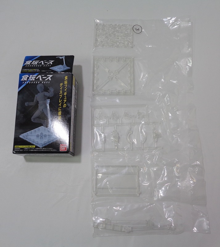 バンダイ 食玩ベース 『岩ストラクチャーセット』