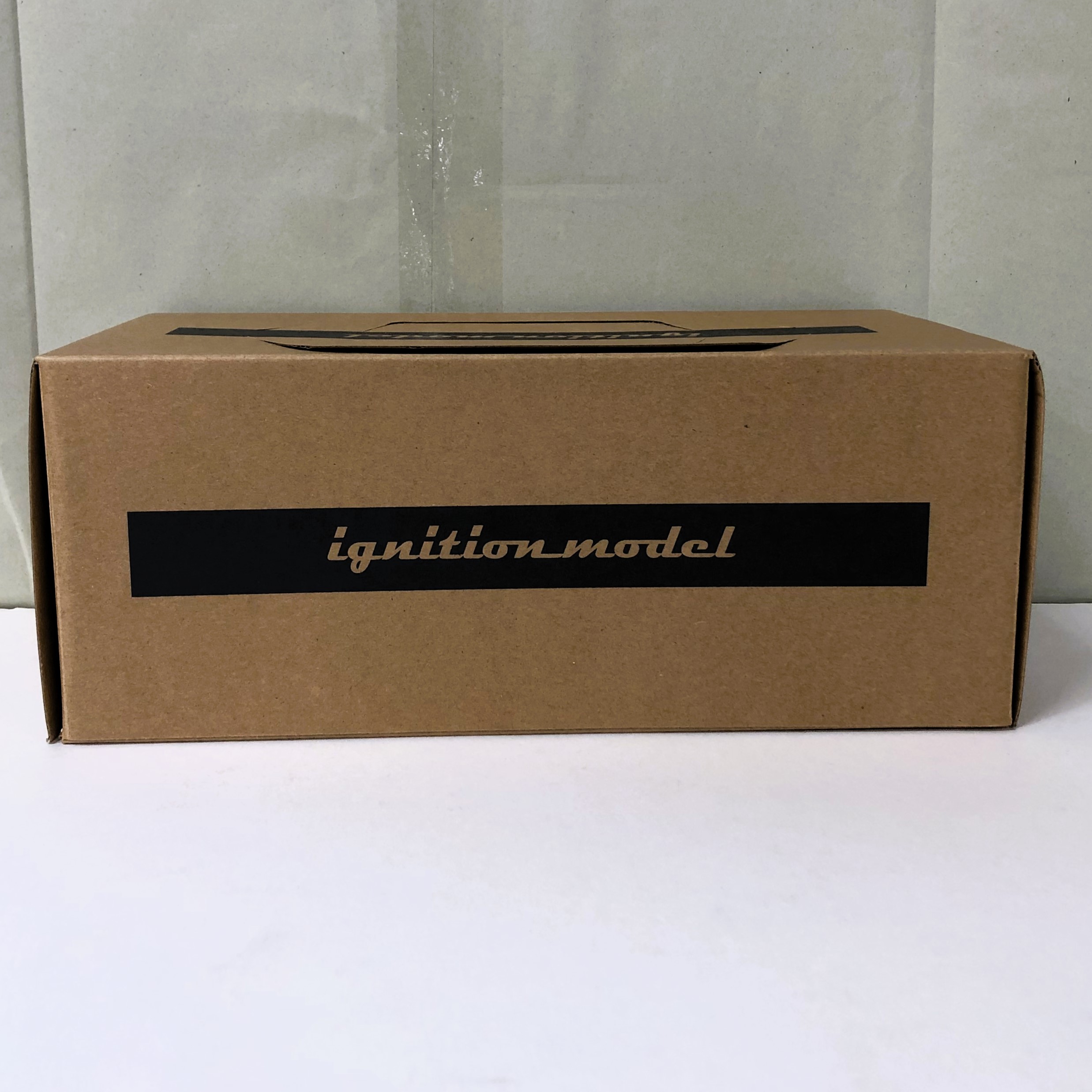 イグニッションモデル 1/18 日産 スカイライン 2000GT-R KPGC10 ワタナベホイール (シルバー)