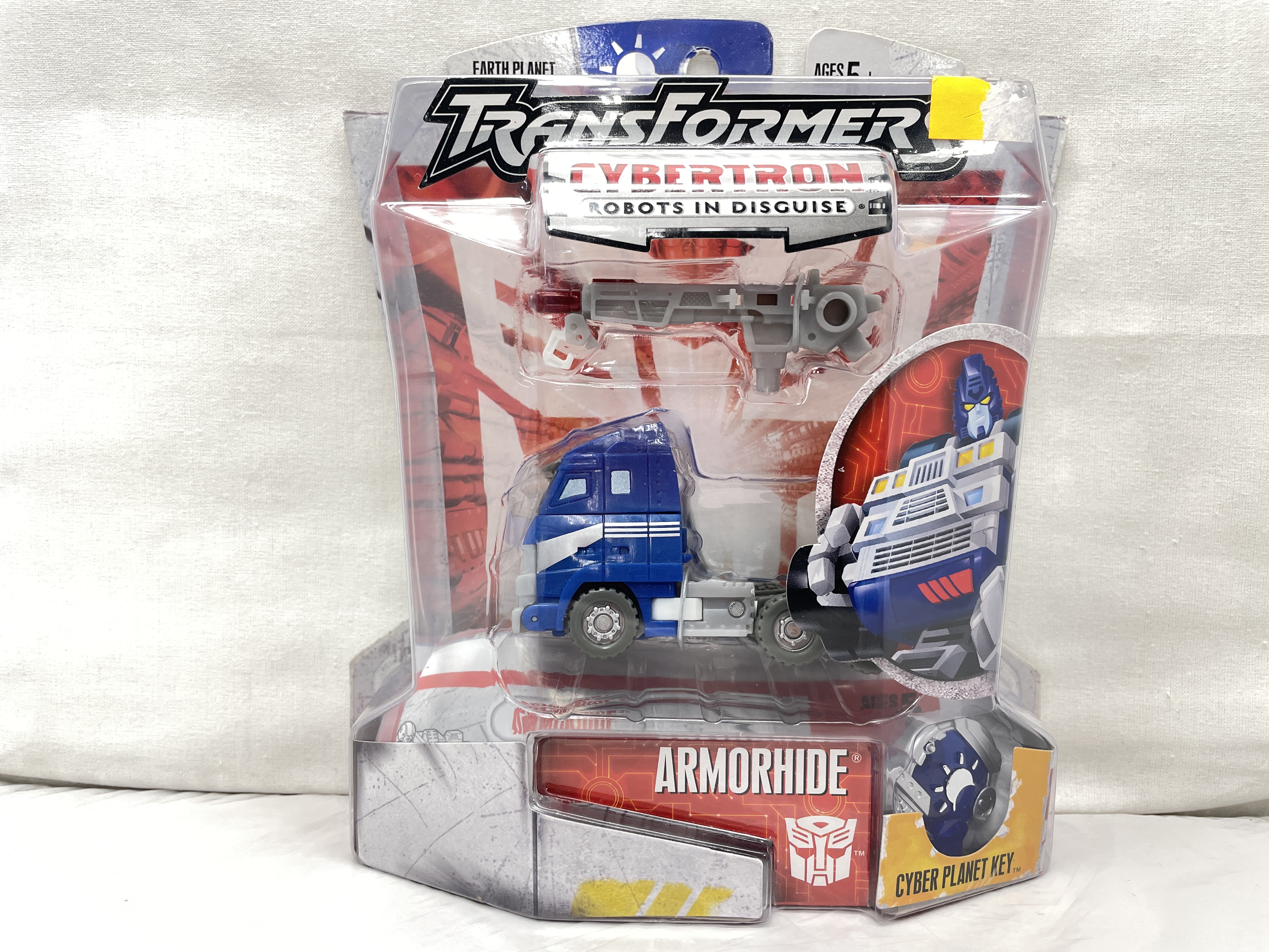 Transformers Cybertron Armorhide