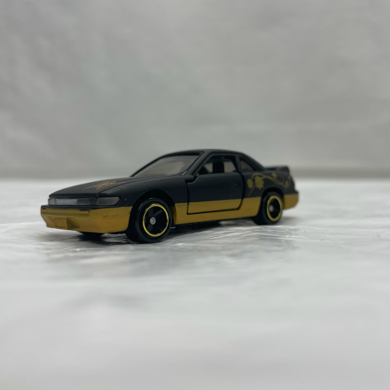 タカラトミー 百福トミカ 日産　シルビア(蝶)