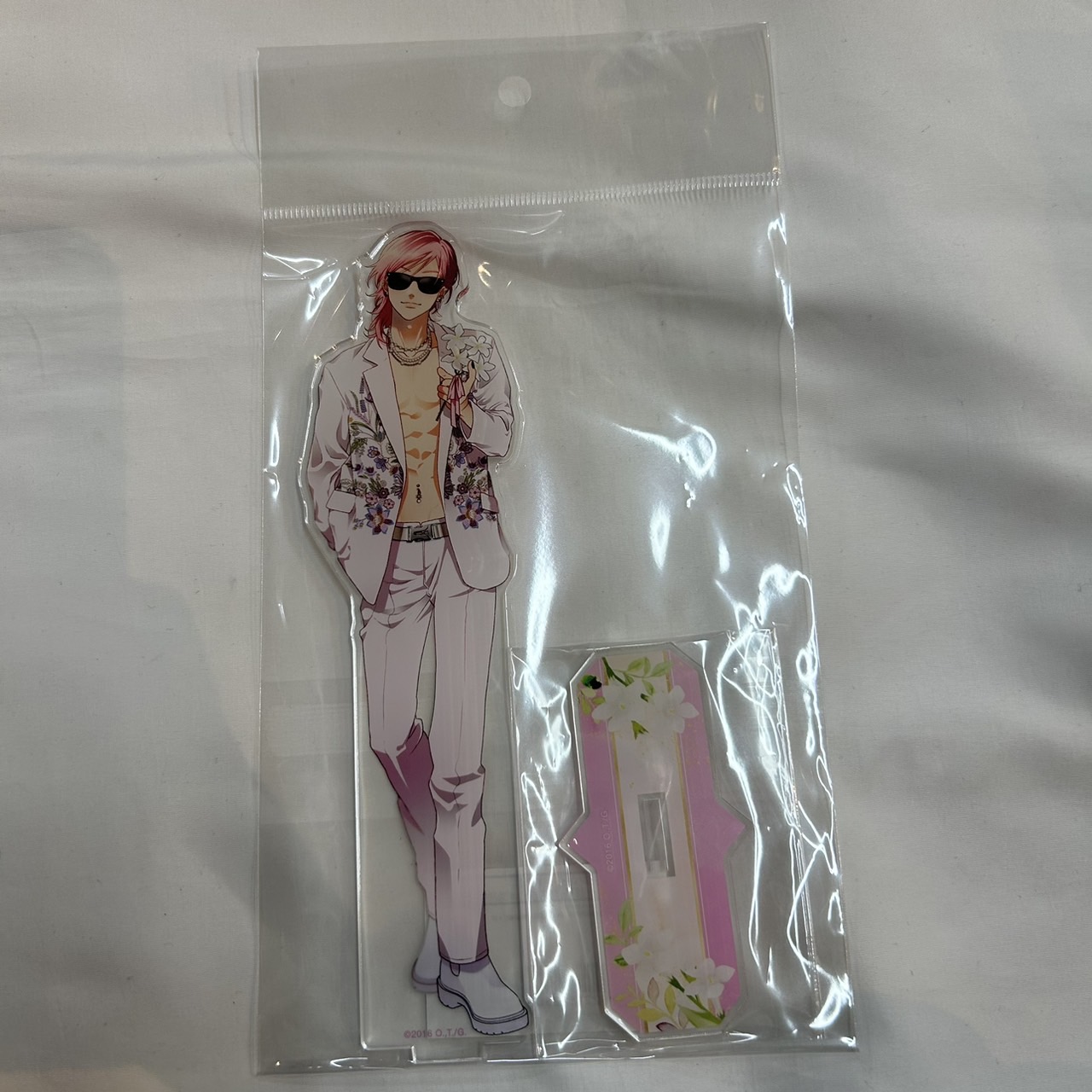Yarichin☆Bitch Club Ogeretsu Tanaka's Original Illustration Yuri Kento Suit Ver. Big Acrylic Stand