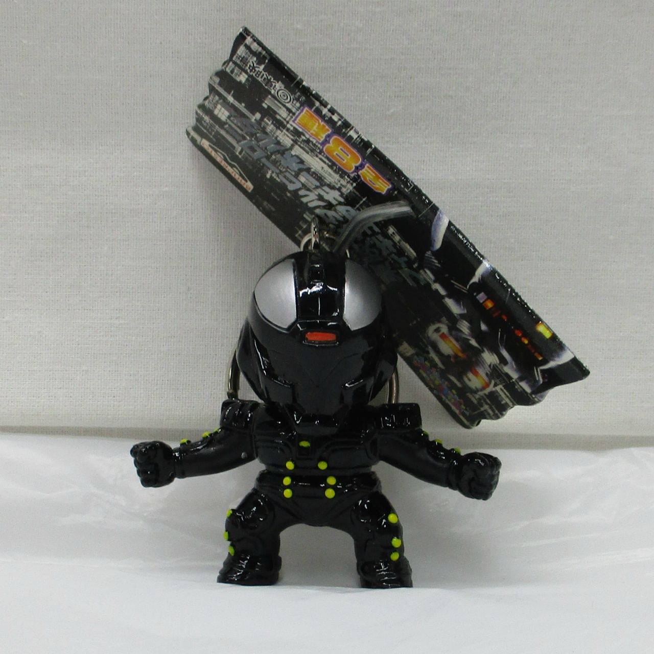バンプレスト メタルヒーローフィギュア キーホルダー マッドギャラン