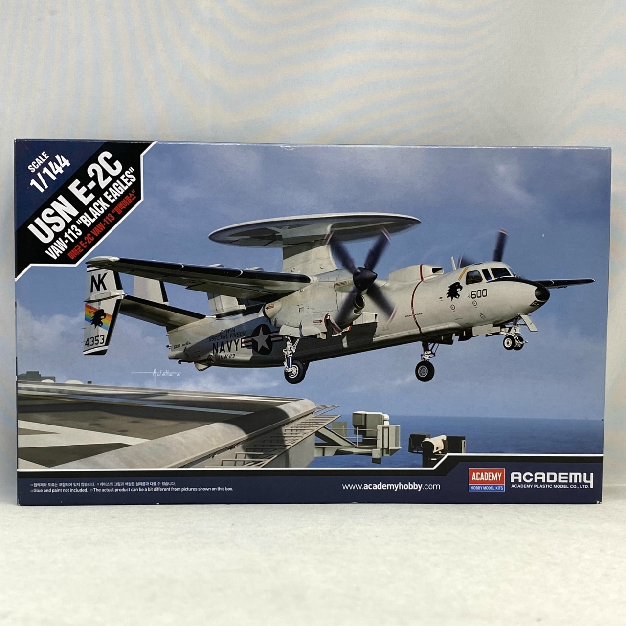 アカデミー 1/144 USE E-2C ホークアイ VAW-113 ブラックイーグルス