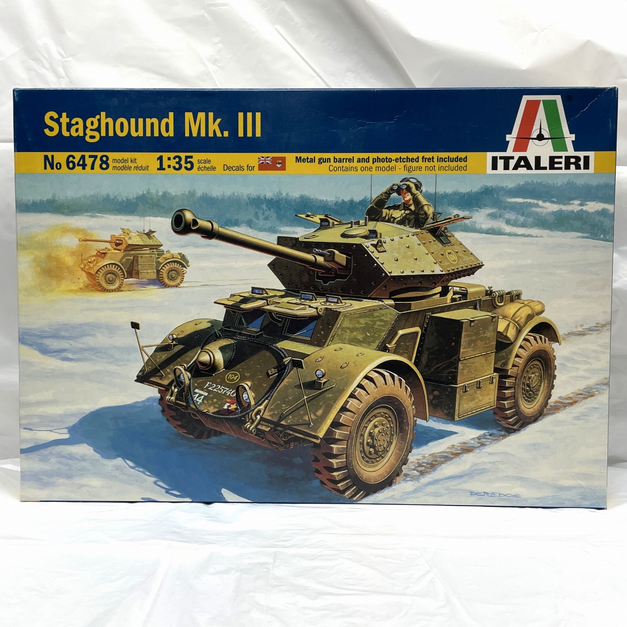 イタレリ 1/35 スタッグハウンド Mk.III 装甲車