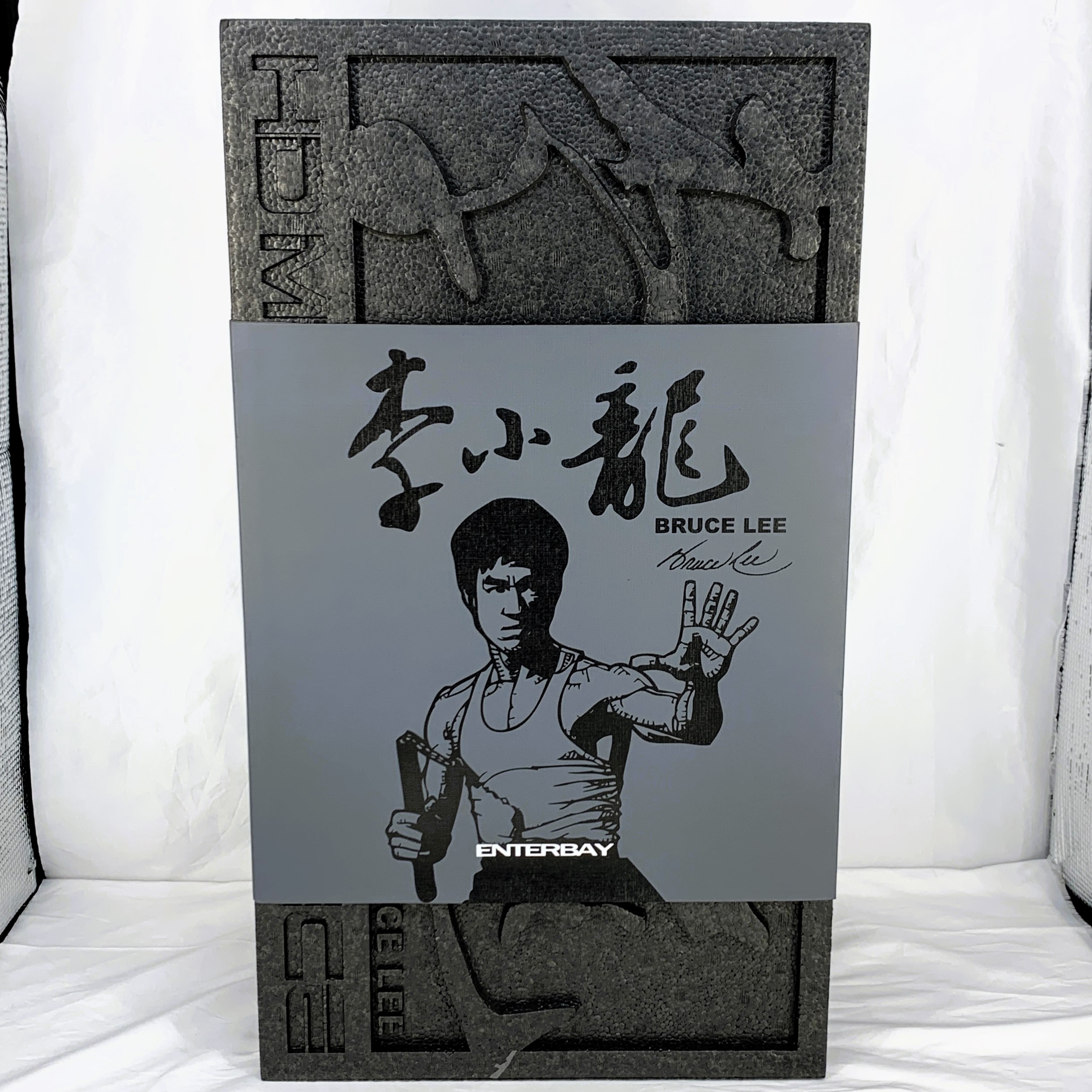 ENTERBAY 1/4 HD Masterpiece Statue Collection Bruce Lee