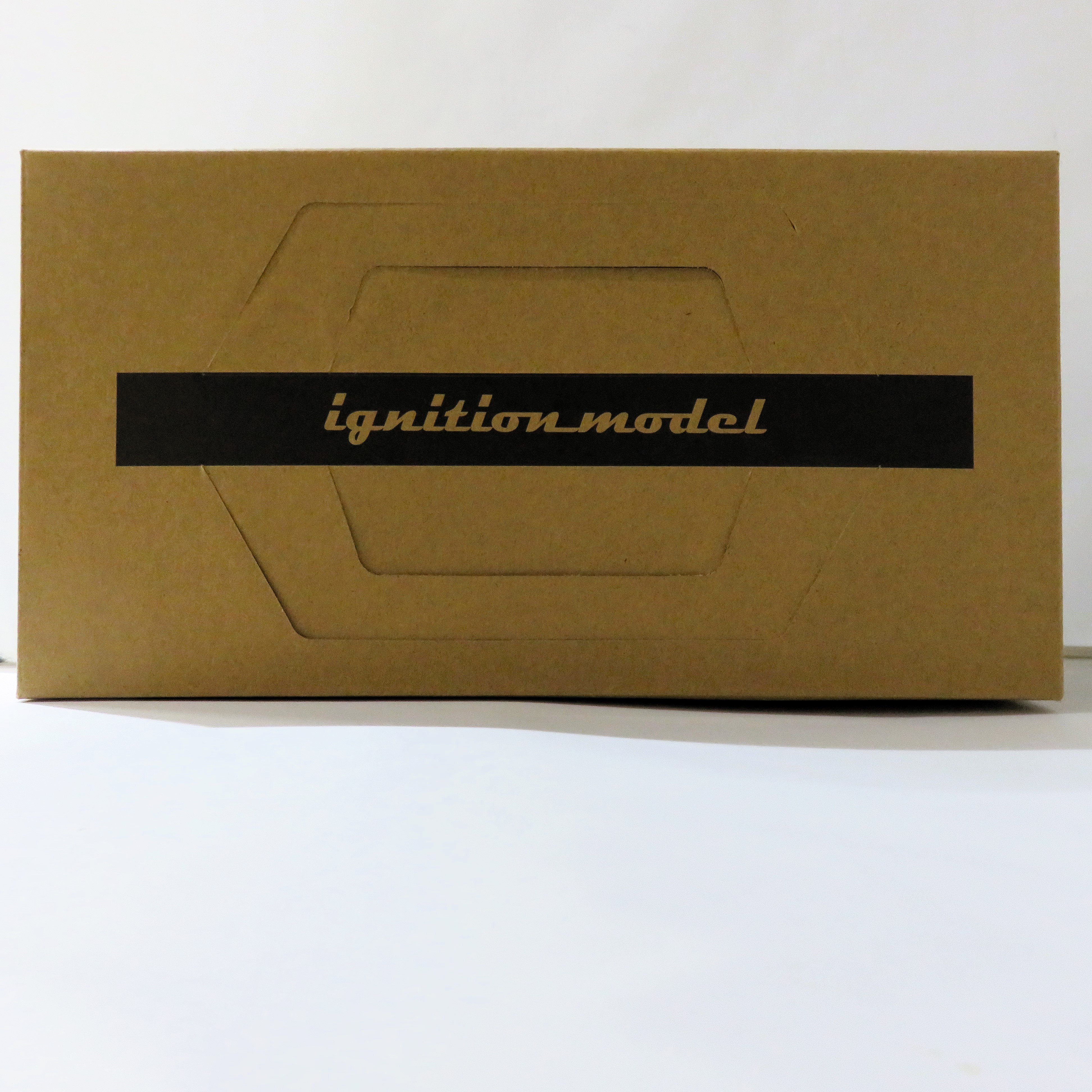 イグニッションモデル 1/18 Mitsubishi STARION 2600 GSR-VR (E-A187A) Black