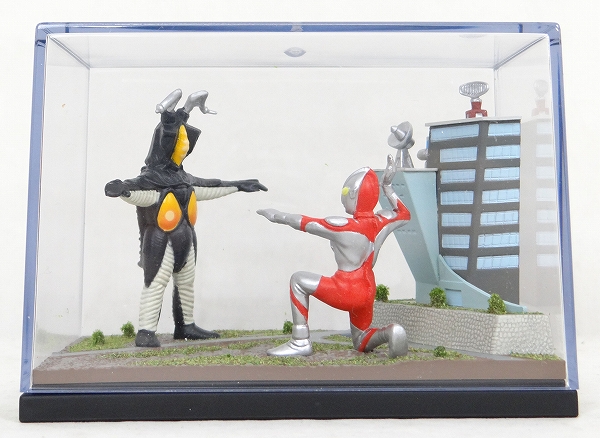 バンダイ 特撮ギャラリー 04 ウルトラマン ウルトラマン対ゼットン