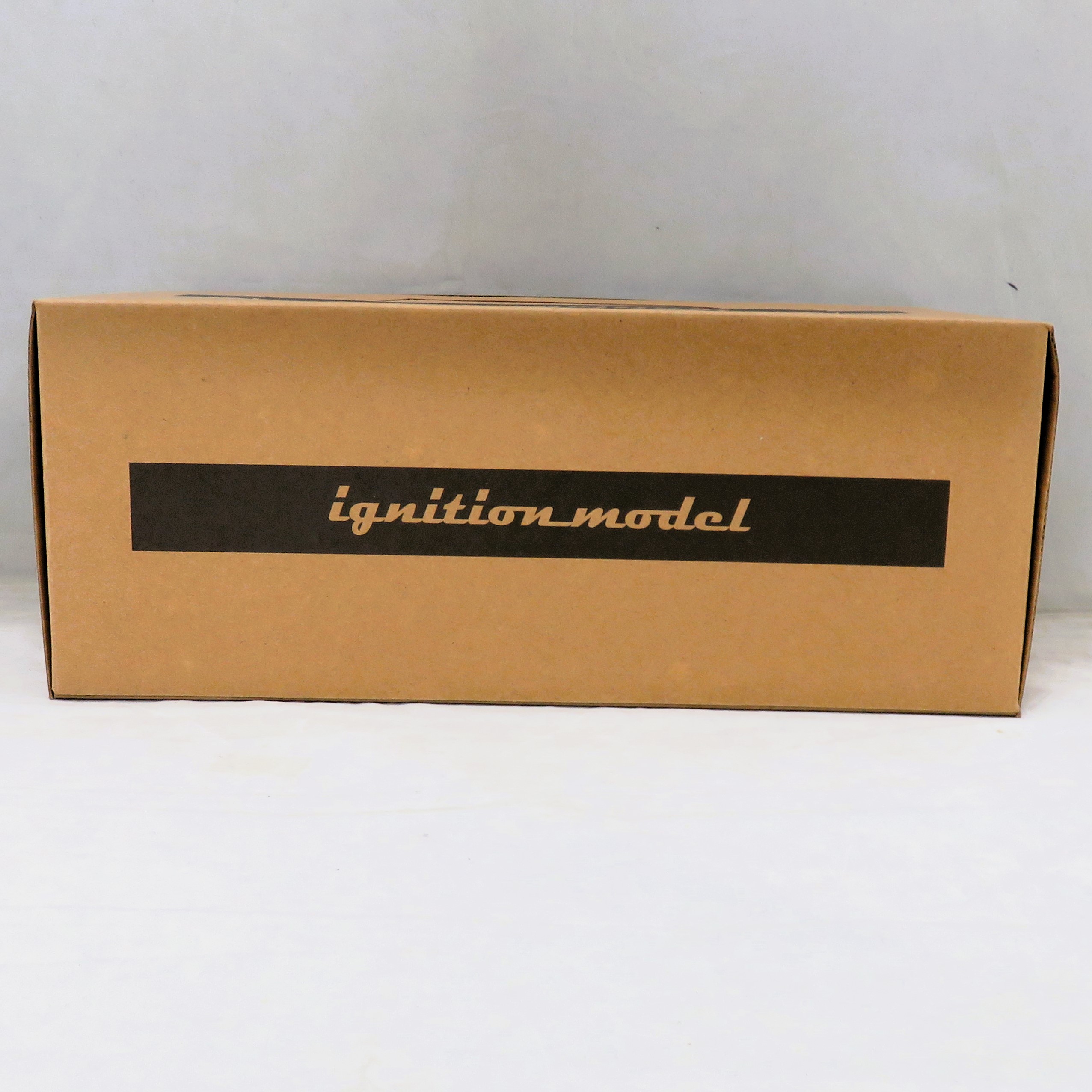 イグニッションモデル 1/18 日産 スカイライン GTS-R (R31)ブルーブラック