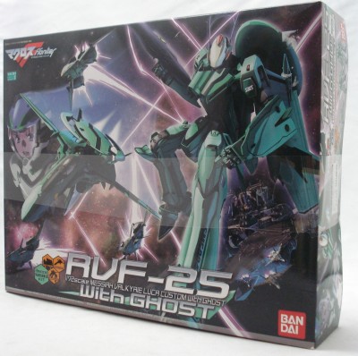バンダイ 1/72 RVF-25 メサイアバルキリー ルカ機 Withゴーストマクロス