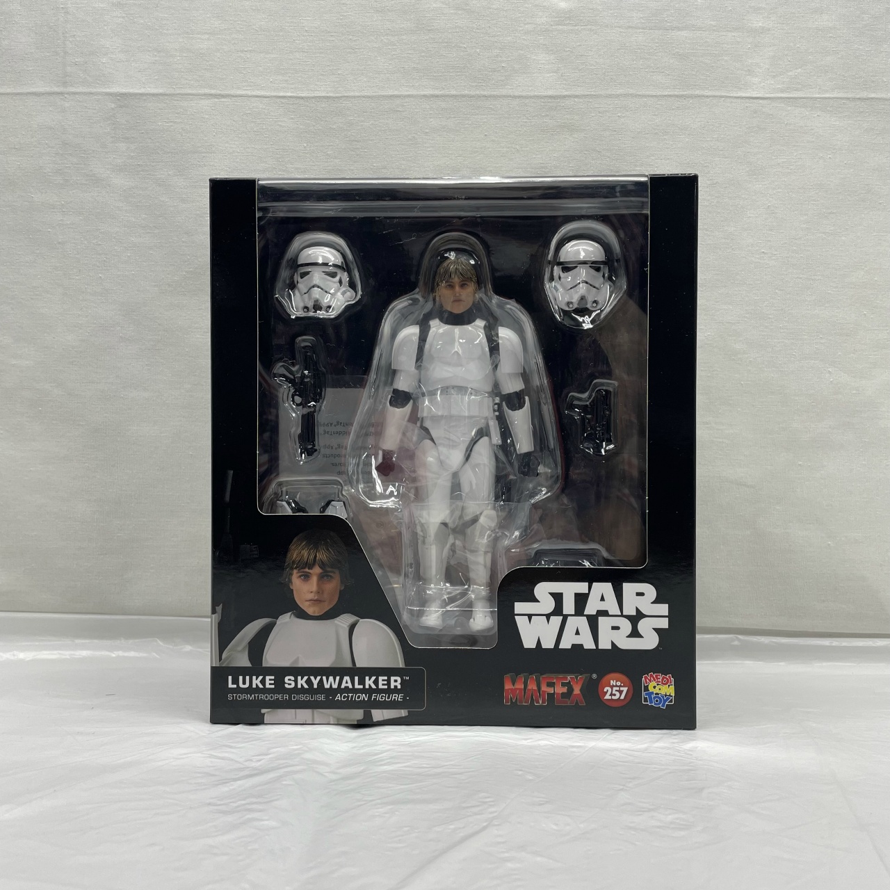 MAFEX No.257 スターウォーズ ルーク・スカイウォーカー(STORMTROOPER DISGUISE)