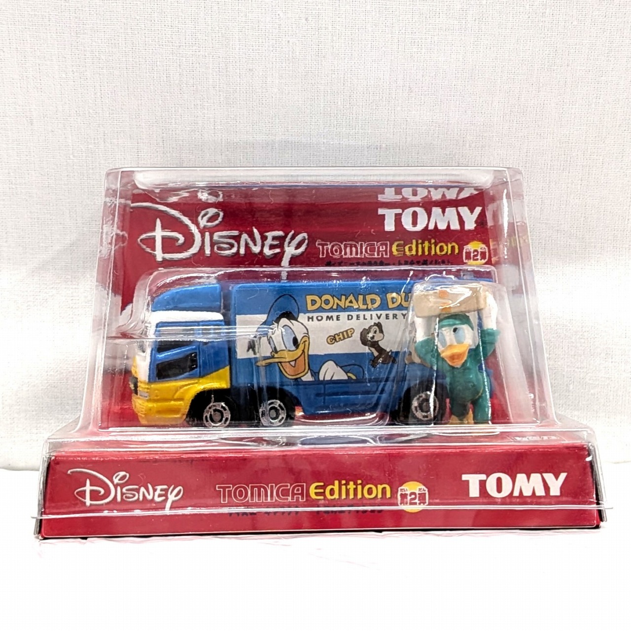 トミー ディズニーキャラクター・トミカエディション 三菱ふそうスーパーグレートトラック運送屋&ドナルド