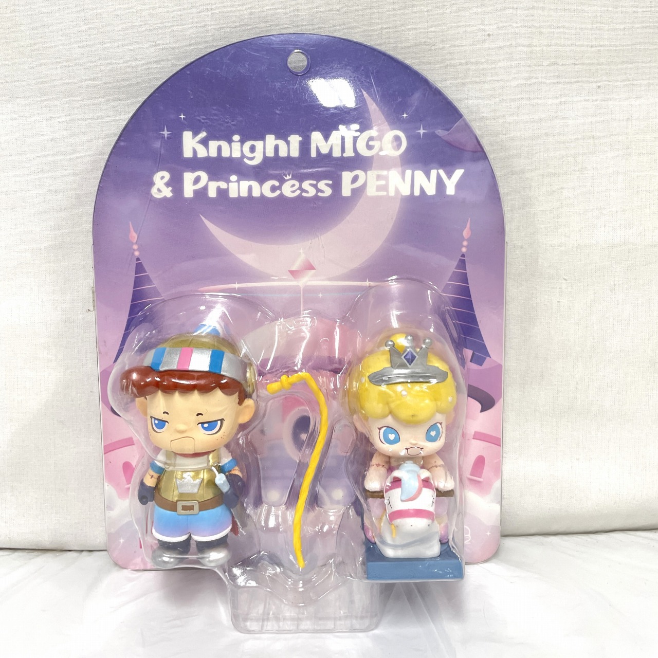 POP MART Knight MIGO & Princess PENNY