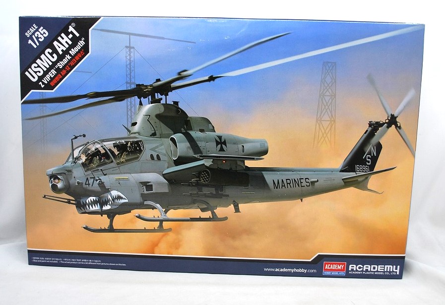 アカデミー 1/35 USMC AH-1Z ヴァイパー ''シャークマウス''