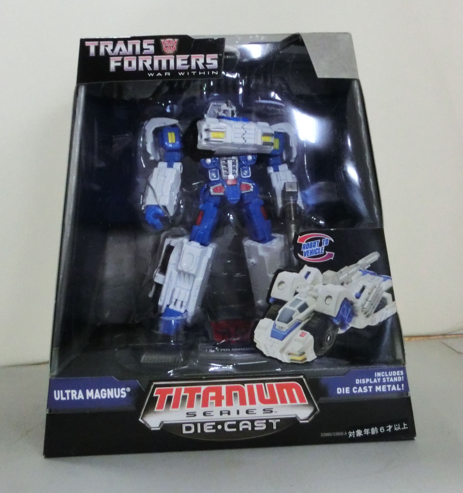 Transformers TITANIUM Ultra Magnus (War with Win)