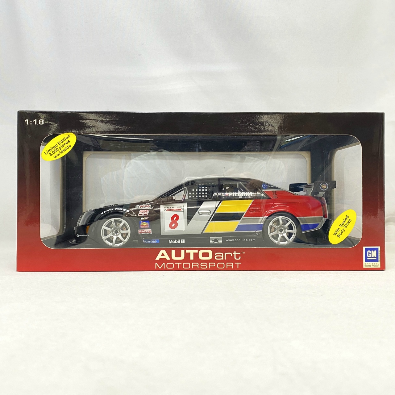 オートアート1/18 キャデラック CTS-V’04 SCCA♯8(ブラック)