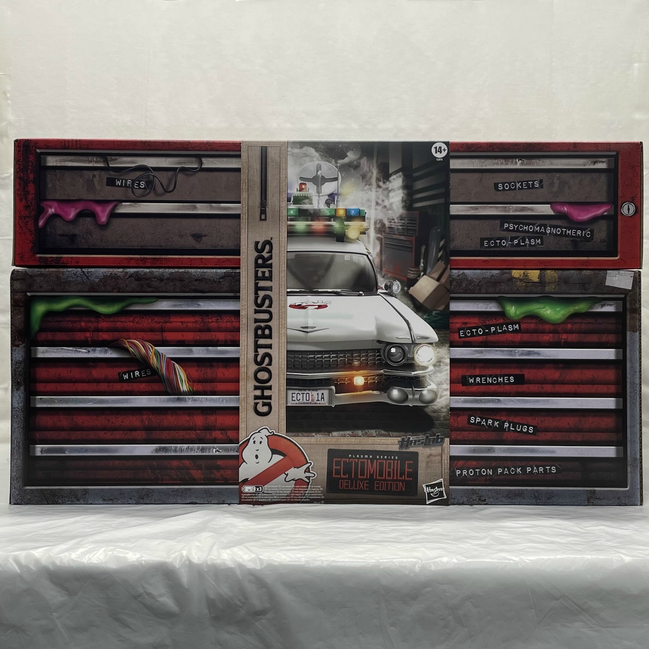 ゴーストバスターズ プラズマシリーズ 6インチ・アクションフィギュア&ビークルECTO-1(アニバーサリー・エディション)[デラックス版]