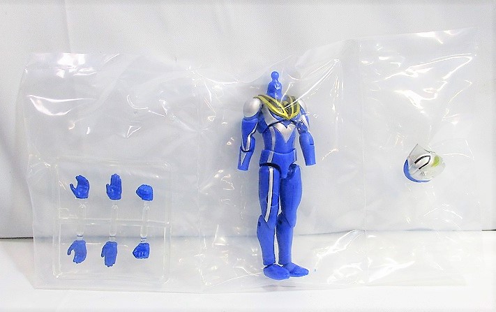 バンダイ 超動ウルトラマン7 01.ウルトラマンアグル(V2)