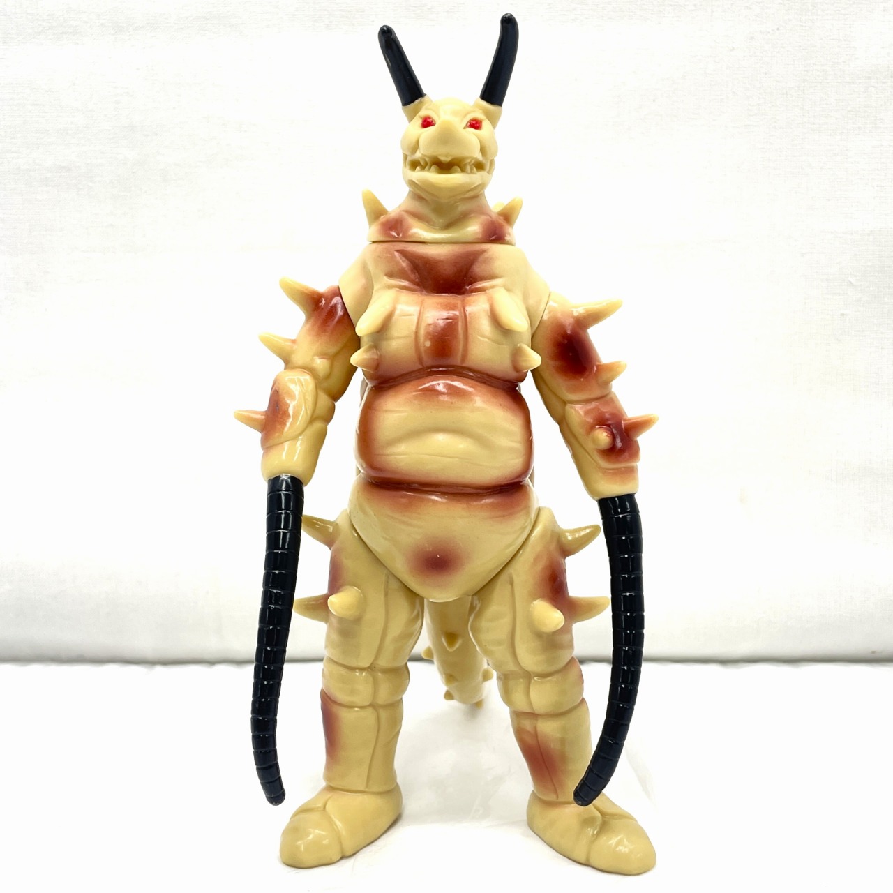 バンダイ ウルトラ怪獣シリーズ 43 地底怪獣グドン 2000年製