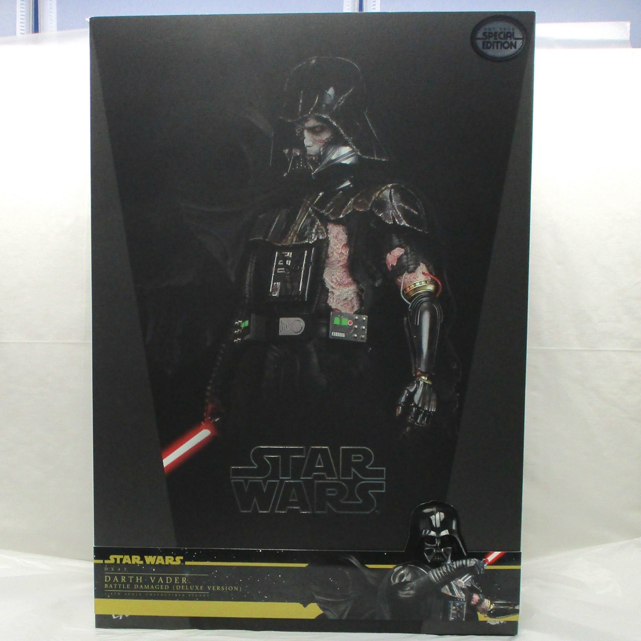 ホットトイズ ムービー・マスターピース DX45B ダース・ベイダー (バトルダメージ/デラックス版/ボーナスアクセサリー付き) [スター・ウォーズ] 1/6スケールフィギュア