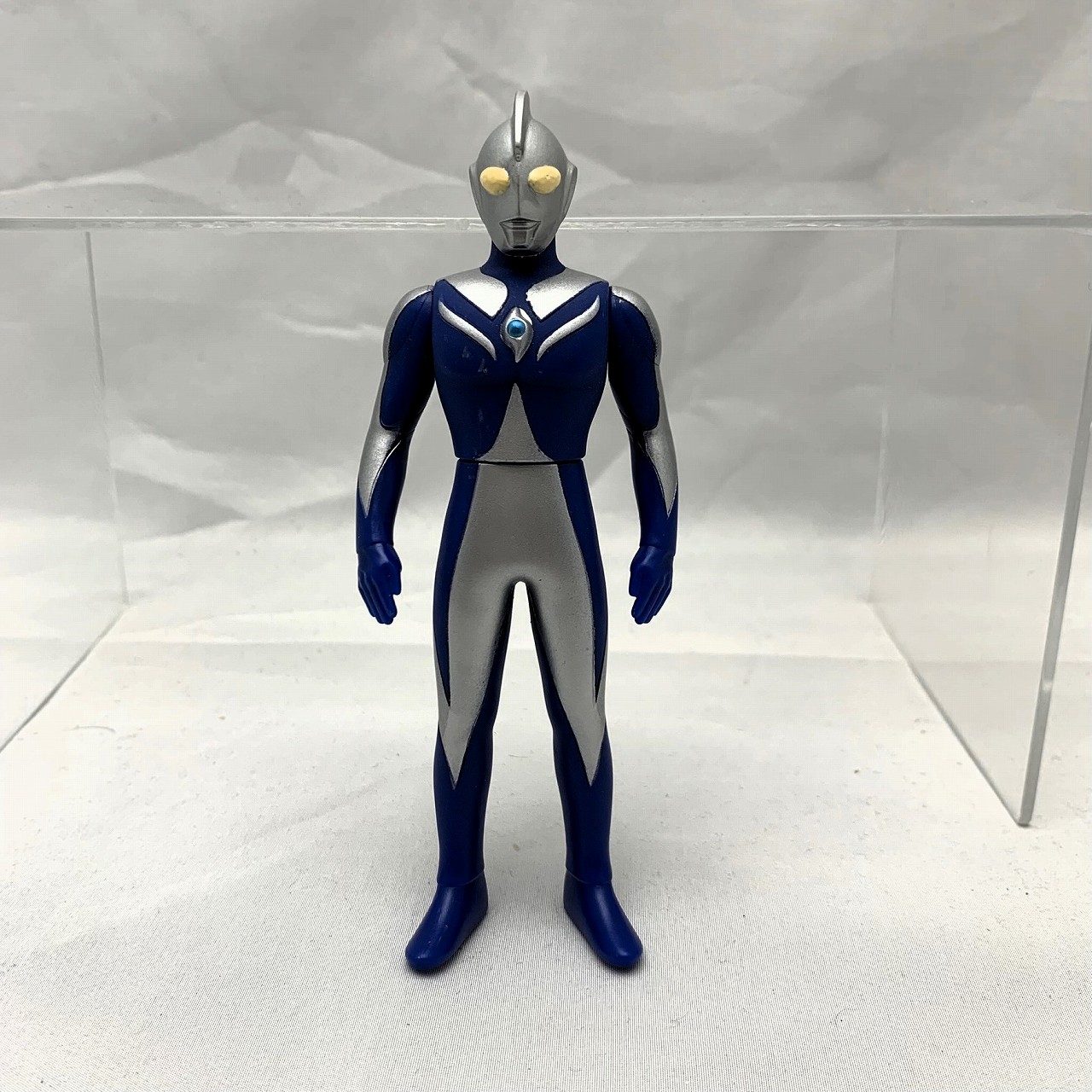 バンダイ ウルトラヒーロー500-16 ウルトラマンコスモス(ルナモード)