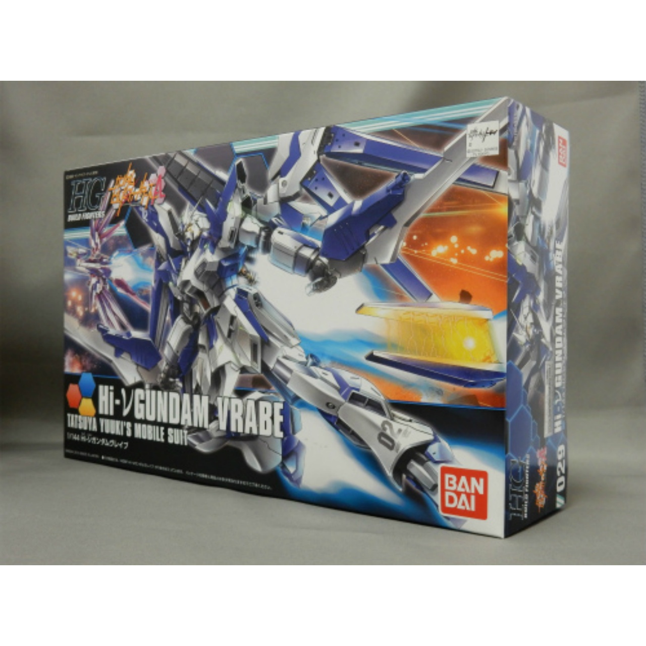 HG 1/144 Hi-νガンダムヴレイブ