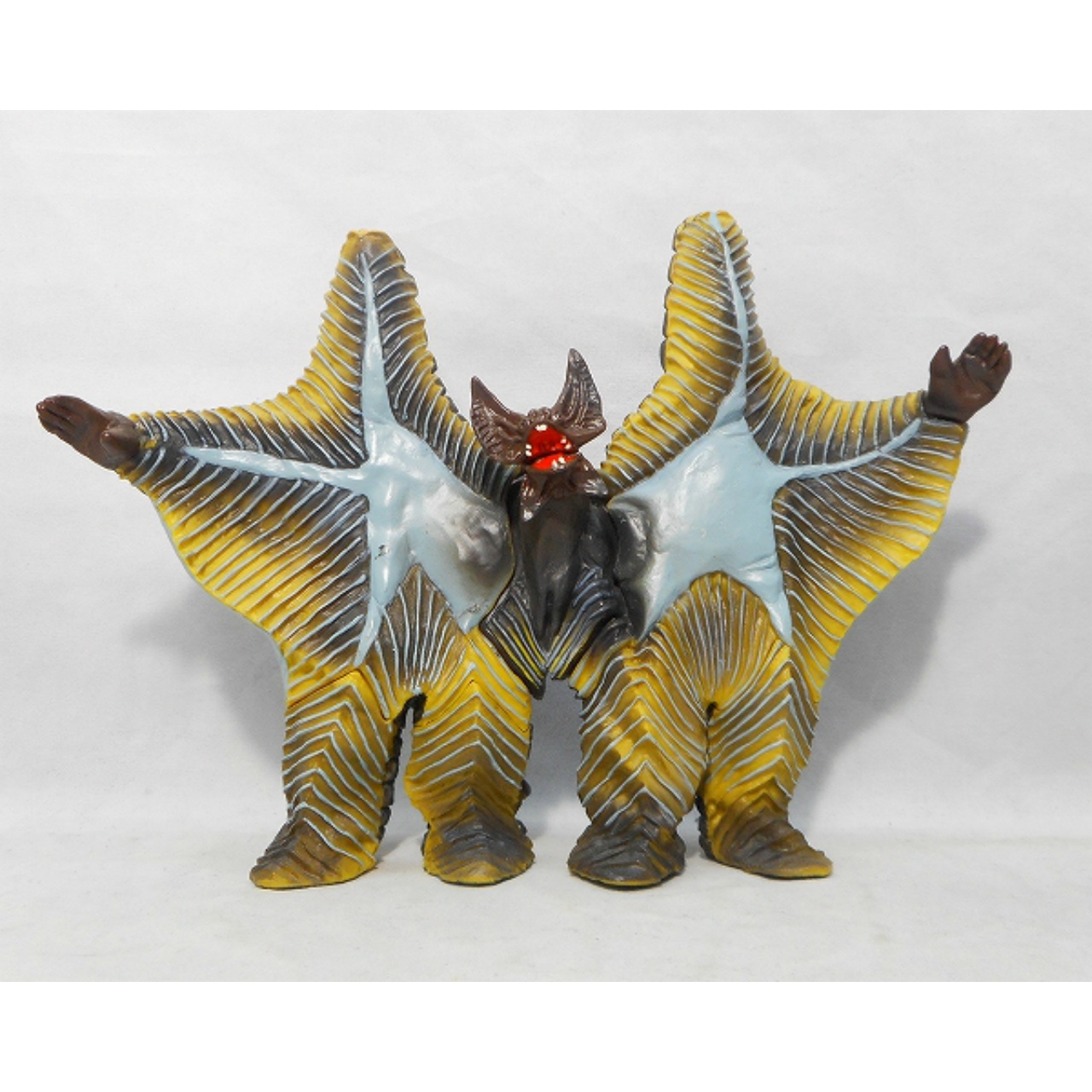 Bandai Ultimate Monsters Part.3 Eleking