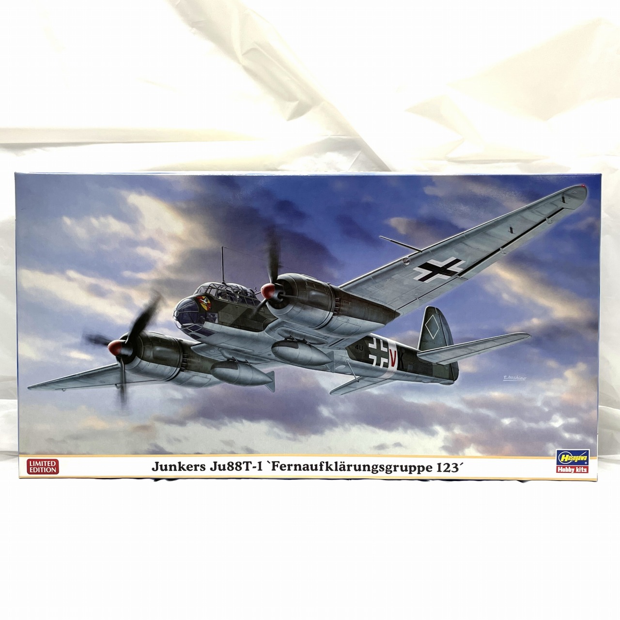 ハセガワ 1/48 ユンカース Ju88T-1 "第123長距離偵察飛行隊"